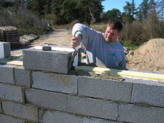 Технология строительства дома из керамзитобетонных блоков