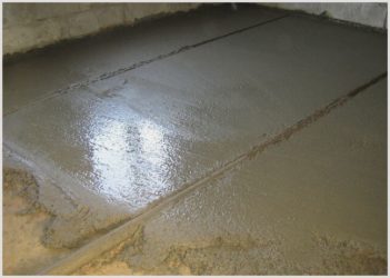 Устройство цементно песчаной стяжки с фиброволокном
