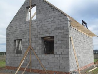 Можно ли строить дом из керамзитобетонных блоков?