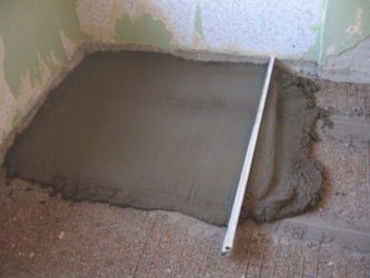 Сколько сохнет цементная стяжка пола под плитку?