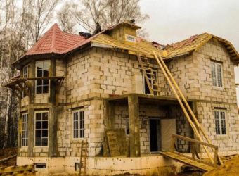 Какой материал лучше для строительства дома?