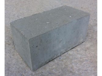 Полнотелый керамзитобетонный блок для фундамента