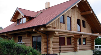 Какой дом теплее кирпичный или деревянный?