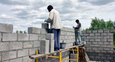 Из чего делают блоки для строительства дома?
