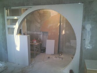 Как сделать арку в кирпичной стене?
